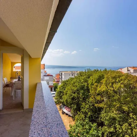 In 43206 Apartment Crikvenica