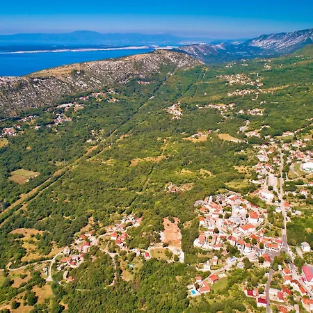 In 43206 Crikvenica